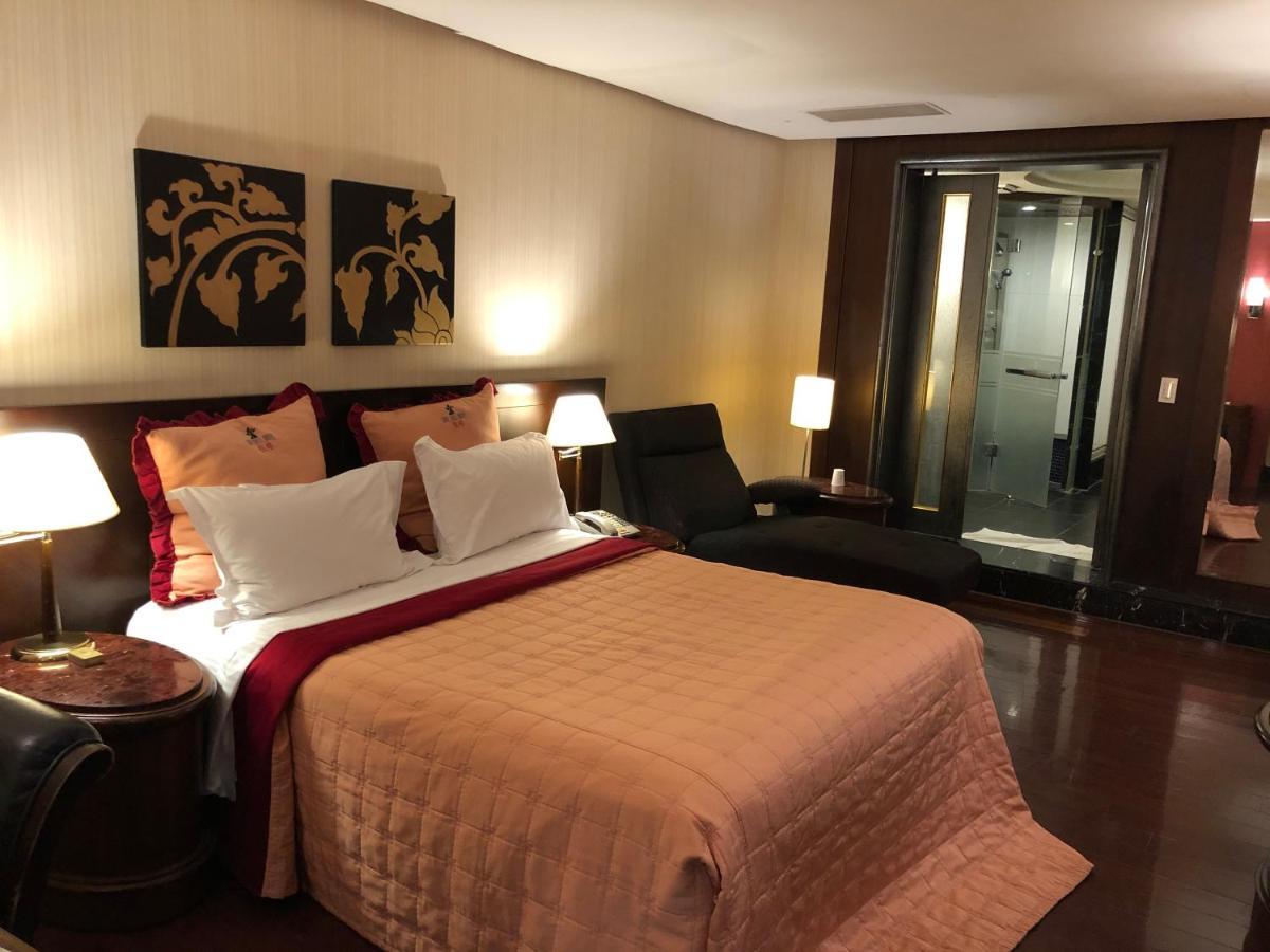 Love Tree Motel Taipei Luaran gambar