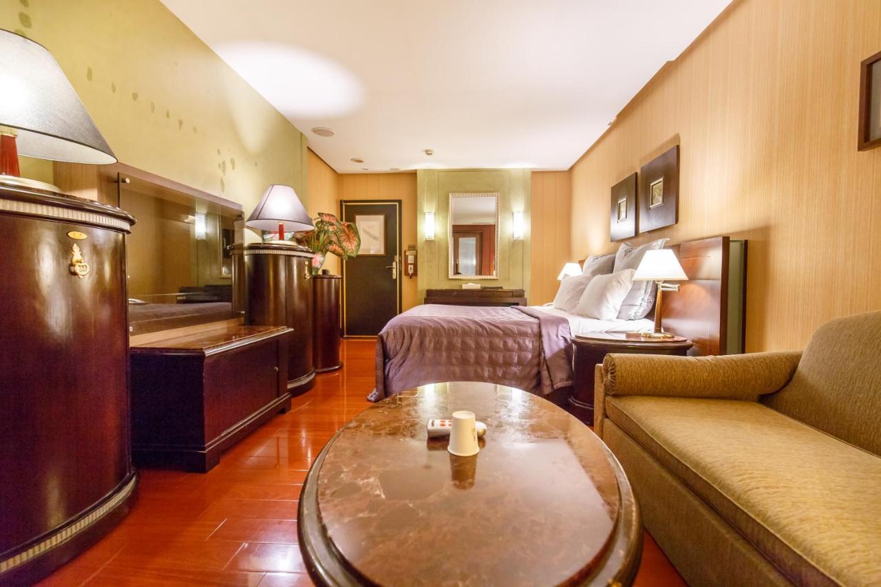 Love Tree Motel Taipei Luaran gambar